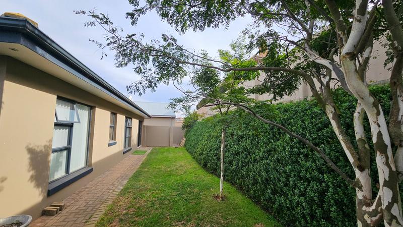 3 Bedroom Property for Sale in Monte Christo Western Cape